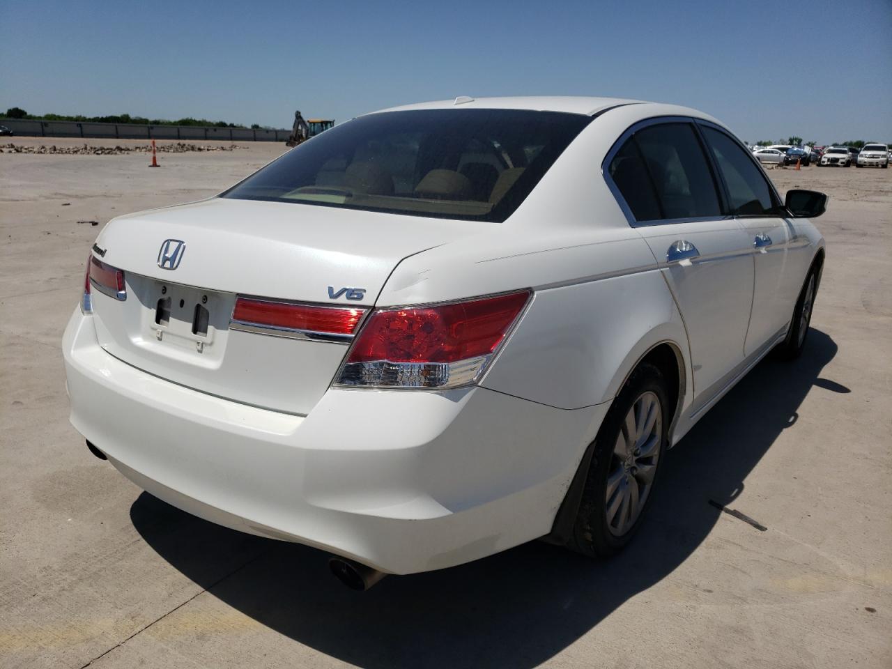 Photo 4 from auction – 2012 HONDA ACCORD EXL with VIN 1HGCP3F83CA017267