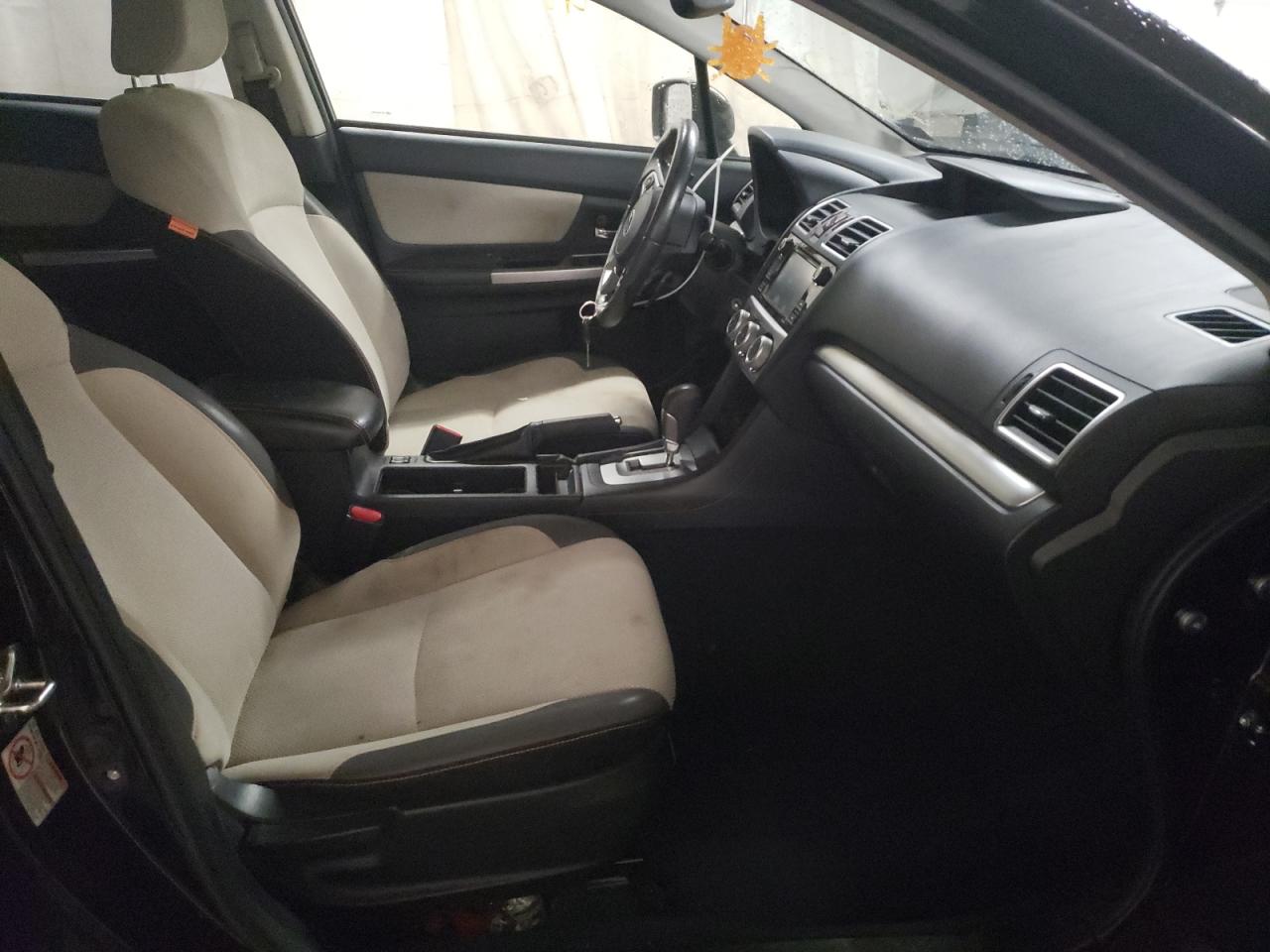 Photo 5 from auction – 2016 SUBARU CROSSTREK with VIN JF2GPABC1G8229422