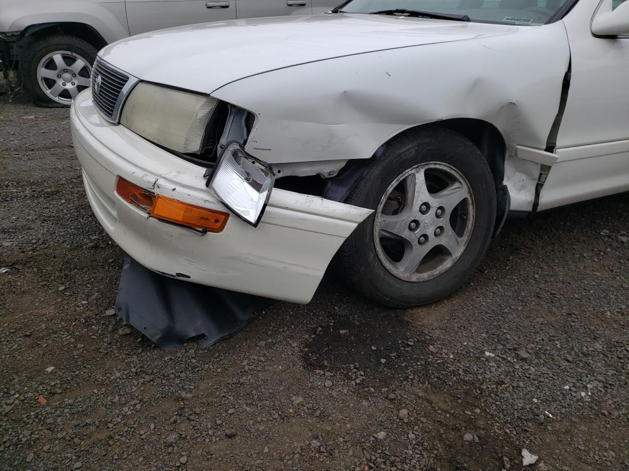 Photo 9 from auction – 1997 TOYOTA AVALON XL with VIN 4T1BF12B3VU205027
