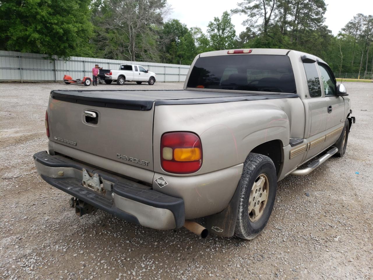 Photo 4 from auction – 2001 CHEVROLET SILVERADO with VIN 1GCEC19T61Z197432