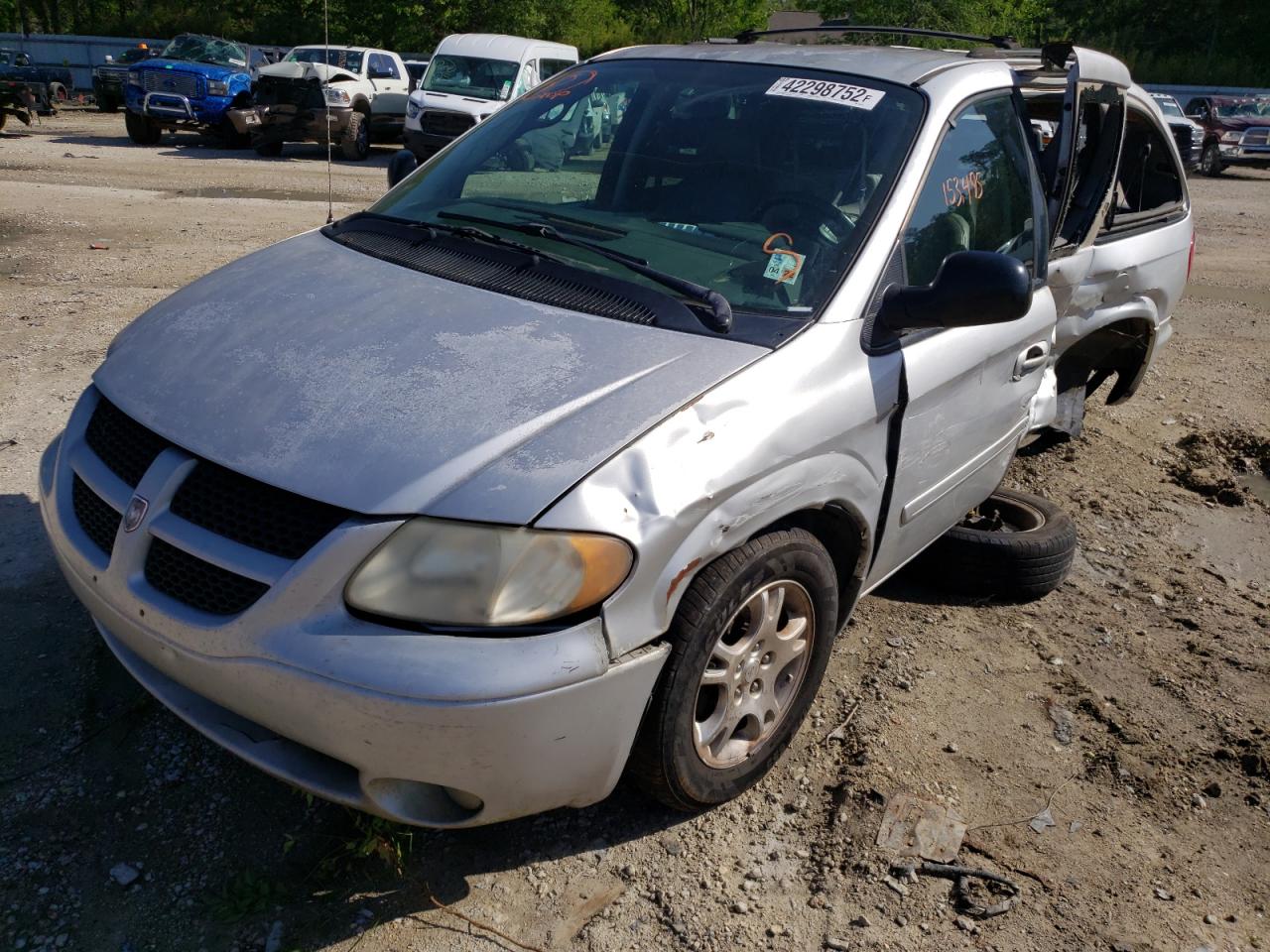 Photo 2 from auction – 2004 DODGE GRAND CARA with VIN 2D4GP44L14R584218