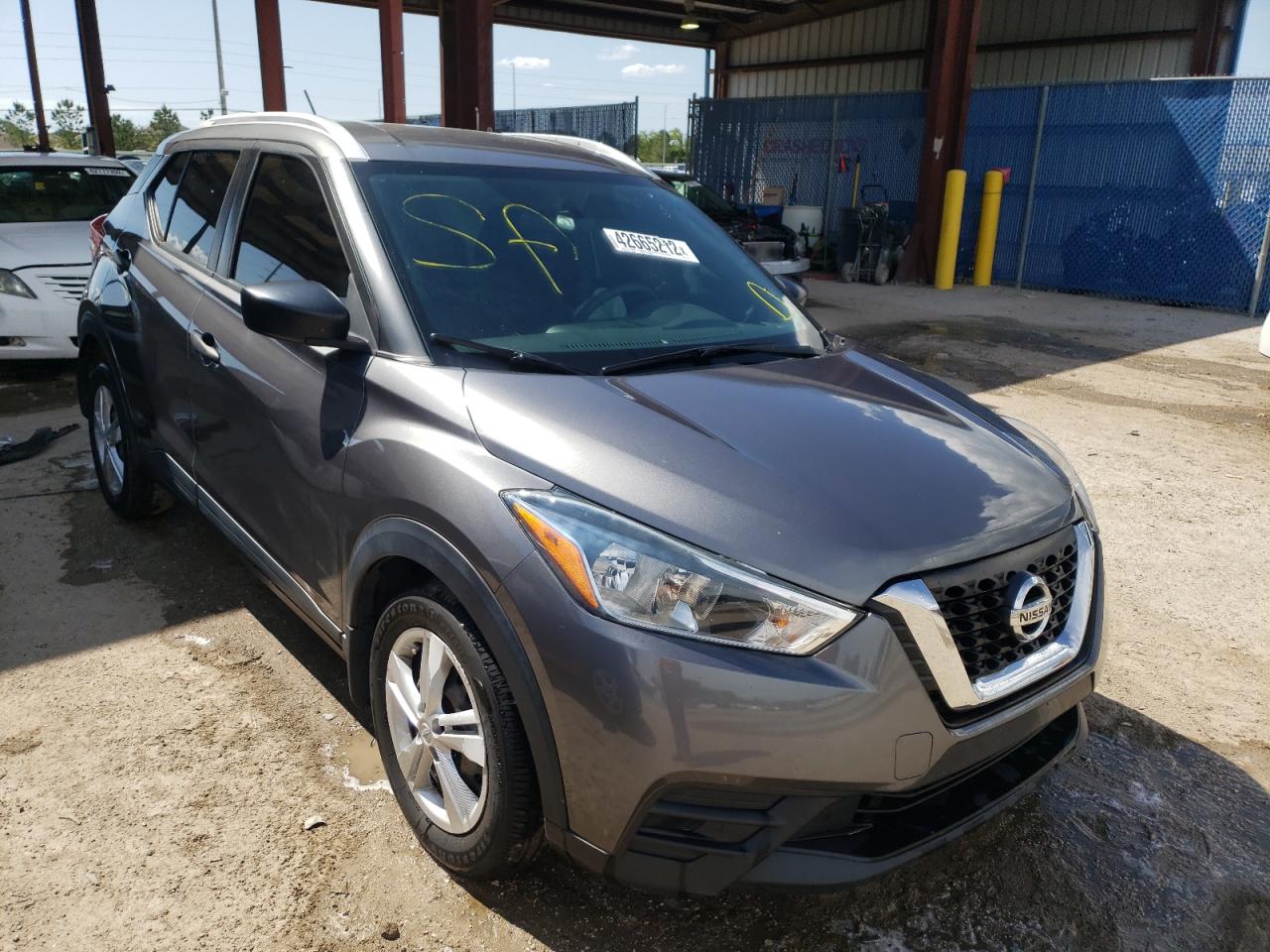 NISSAN KICKS S 2019 with VIN 3N1CP5CU3KL511635 - Photo from auction