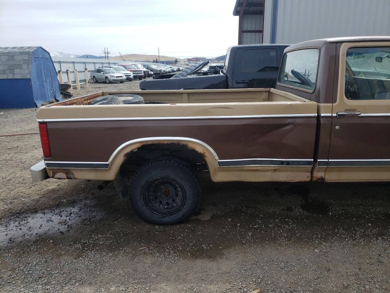 Photo 9 from auction – 1983 FORD F150 with VIN 1FTEF14F5DPA14563