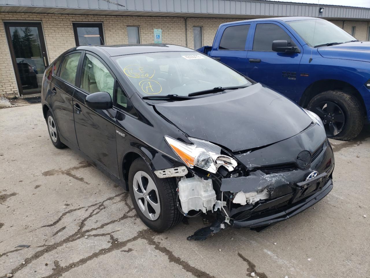 TOYOTA PRIUS 2014 with VIN JTDKN3DU8E1769579 - Photo from auction