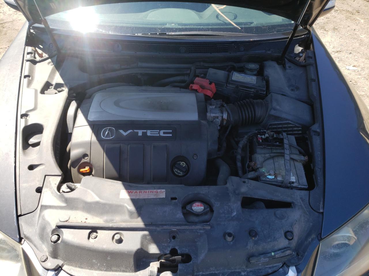 Photo 7 from auction – 2006 ACURA RL with VIN JH4KB16596C001701
