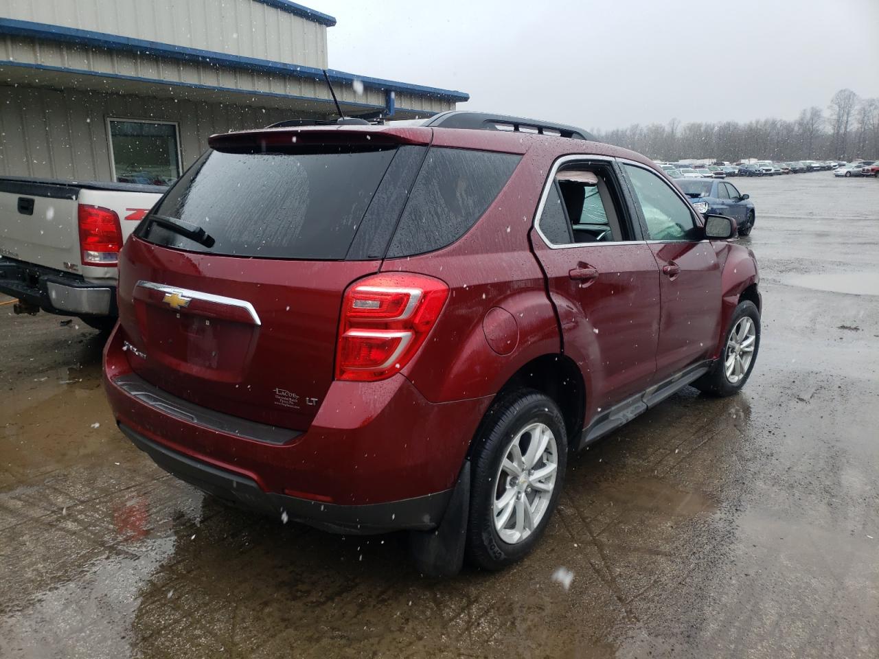 Photo 4 from auction – 2017 CHEVROLET EQUINOX LT with VIN 2GNFLFEK0H6122611