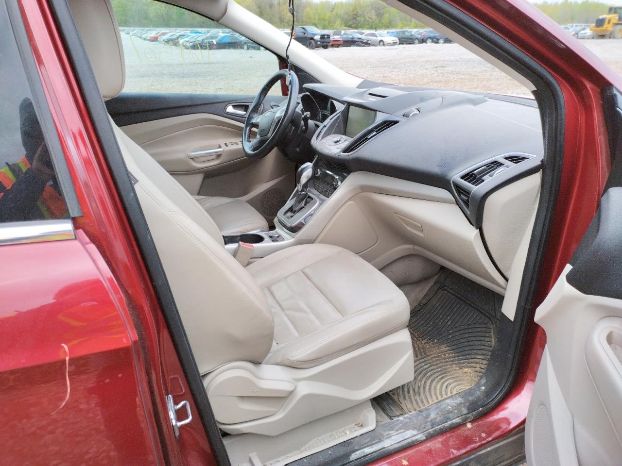 Photo 5 from auction – 2013 FORD ESCAPE SEL with VIN 1FMCU9HX4DUD31035