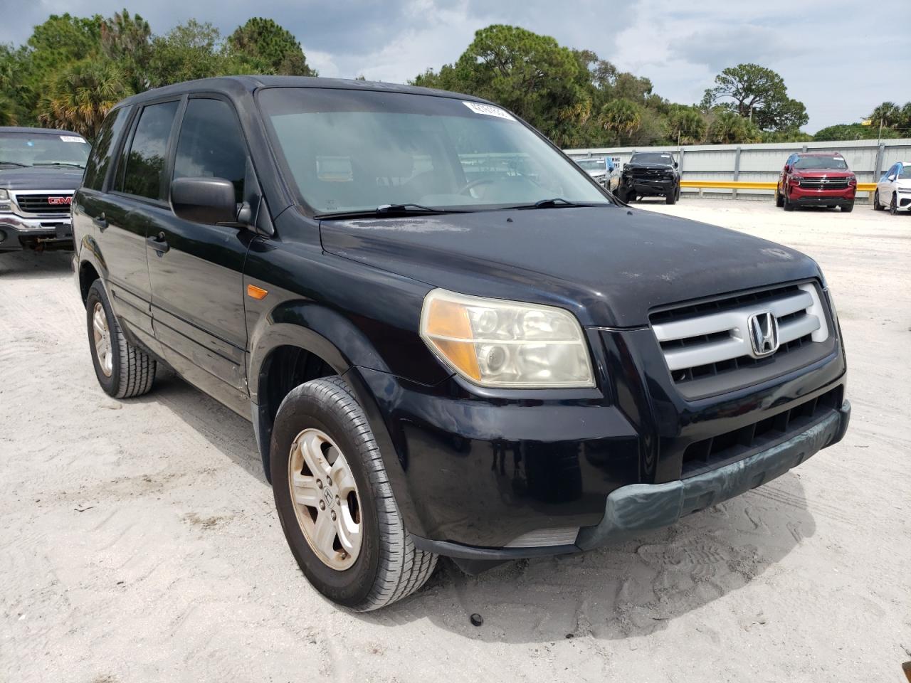 Photo 1 from auction – 2006 HONDA PILOT LX with VIN 5FNYF28146B037721