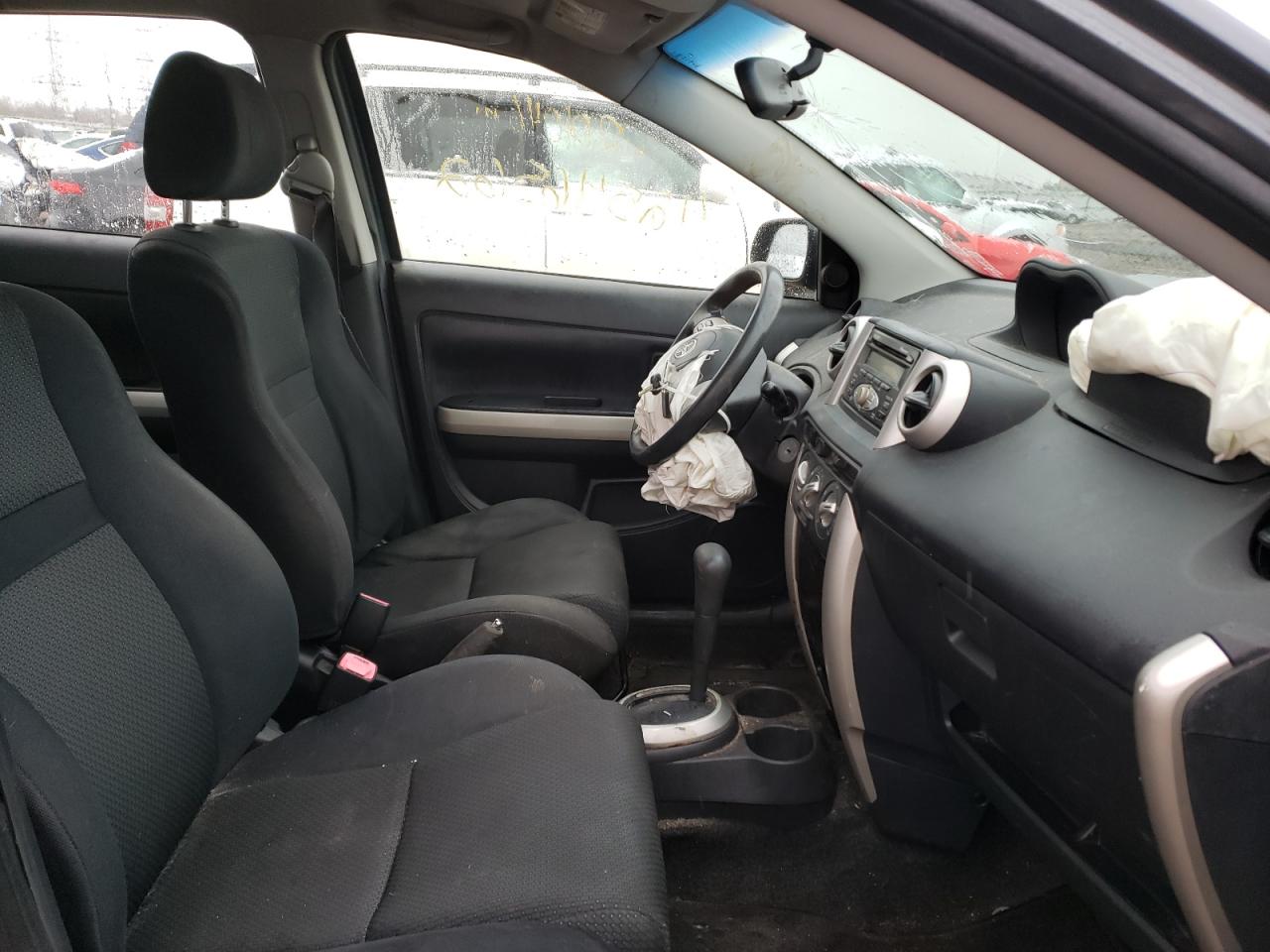 Photo 5 from auction – 2006 TOYOTA SCION XA with VIN JTKKT604X60138877