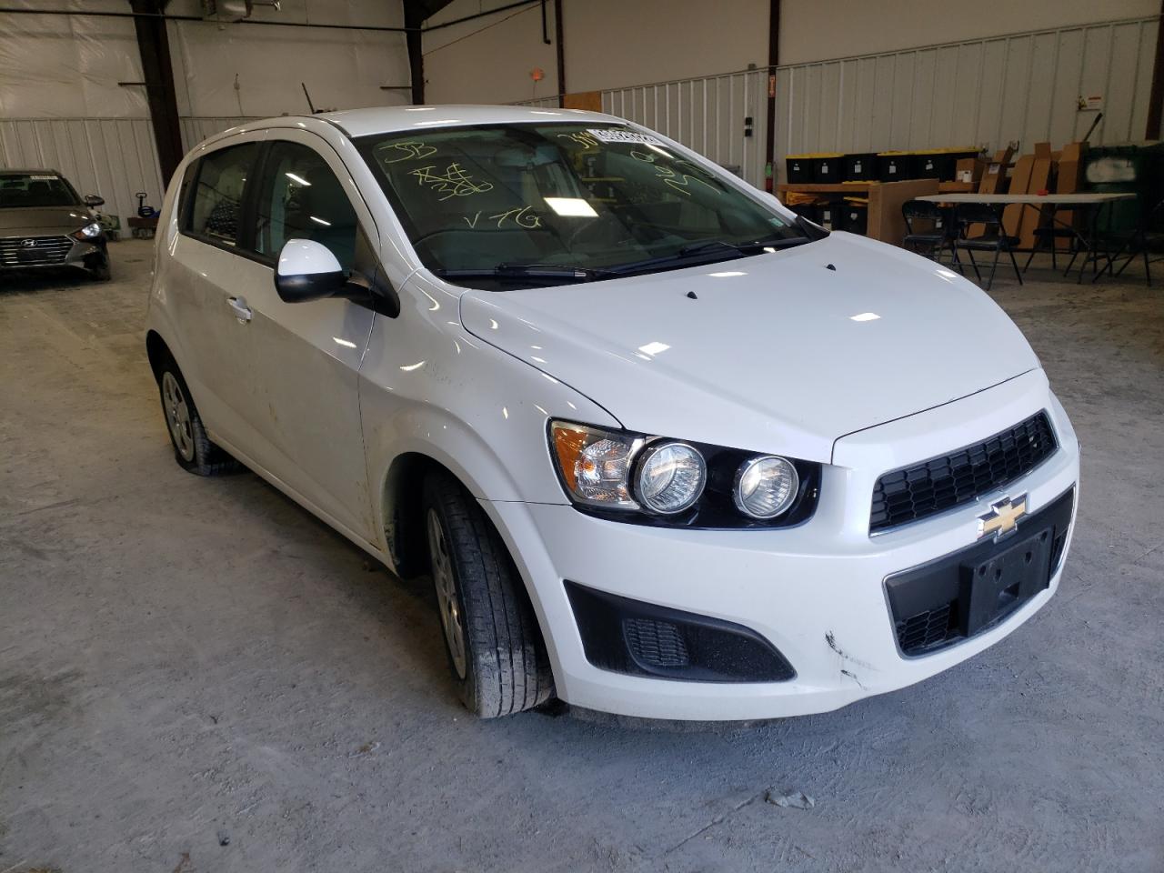 CHEVROLET SONIC LS 2016 with VIN 1G1JA6SHXG4106023 - Photo from auction