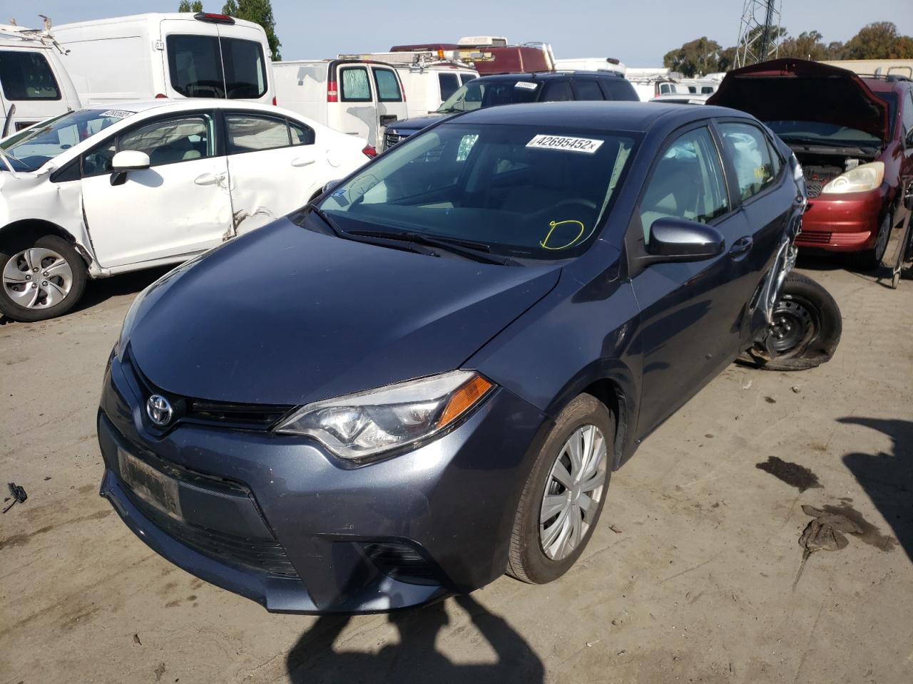 Photo 2 from auction – 2014 TOYOTA COROLLA L with VIN 5YFBURHE3EP059736