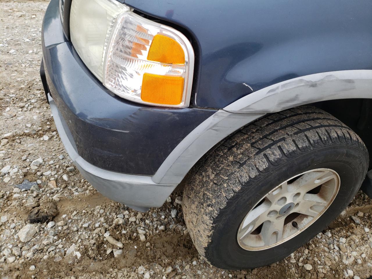 Photo 9 from auction – 2002 FORD EXPLORER X with VIN 1FMZU63EX2UA70666