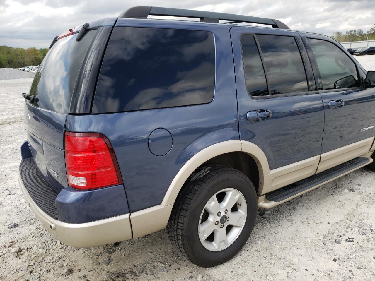 Photo 9 from auction – 2005 FORD EXPLORER E with VIN 1FMZU64K25UB43389