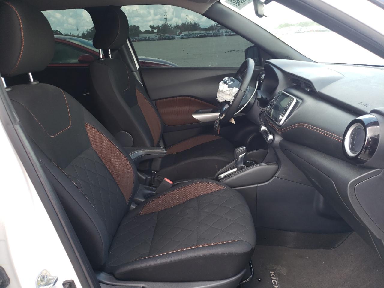 Photo 5 from auction – 2020 NISSAN KICKS SR with VIN 3N1CP5DV9LL536032