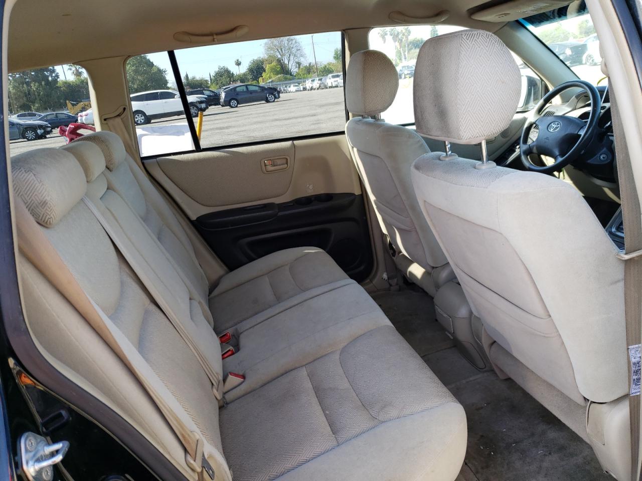 Photo 6 from auction – 2002 TOYOTA HIGHLANDER with VIN JTEGF21AX20058695