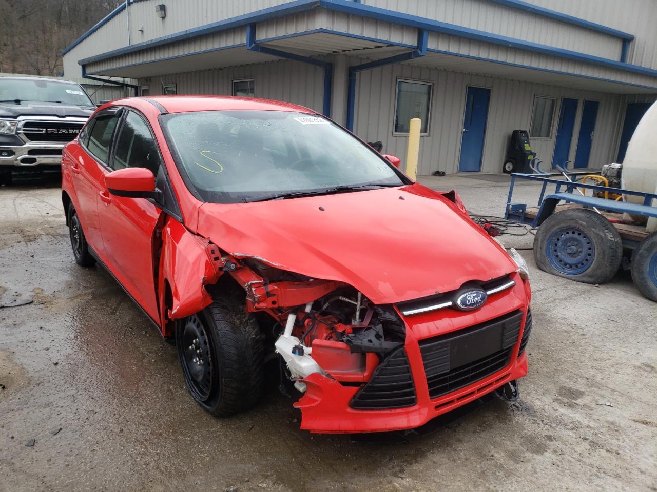 FORD FOCUS SE 2012 with VIN 1FAHP3F26CL118524 - Photo from auction