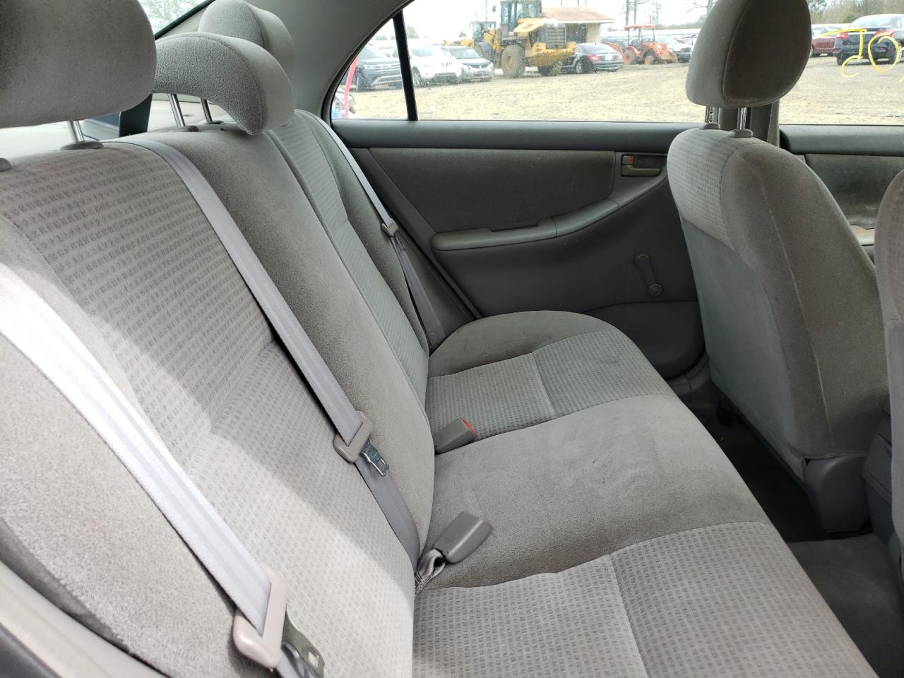 Photo 6 from auction – 2005 TOYOTA COROLLA CE with VIN JTDBR32E952057687