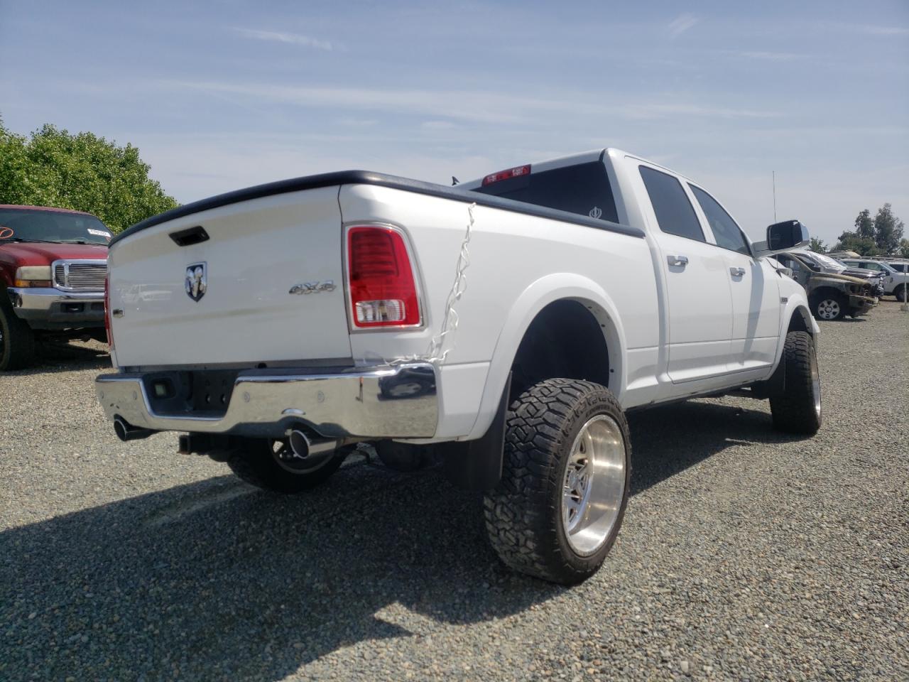 Photo 4 from auction – 2015 RAM 1500 LARAM with VIN 1C6RR7VMXFS695903