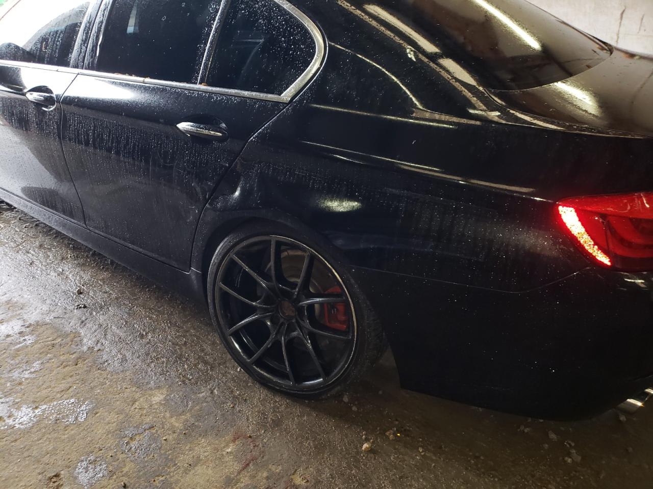 Photo 9 from auction – 2011 BMW 528 I with VIN WBAFR1C55BC748805