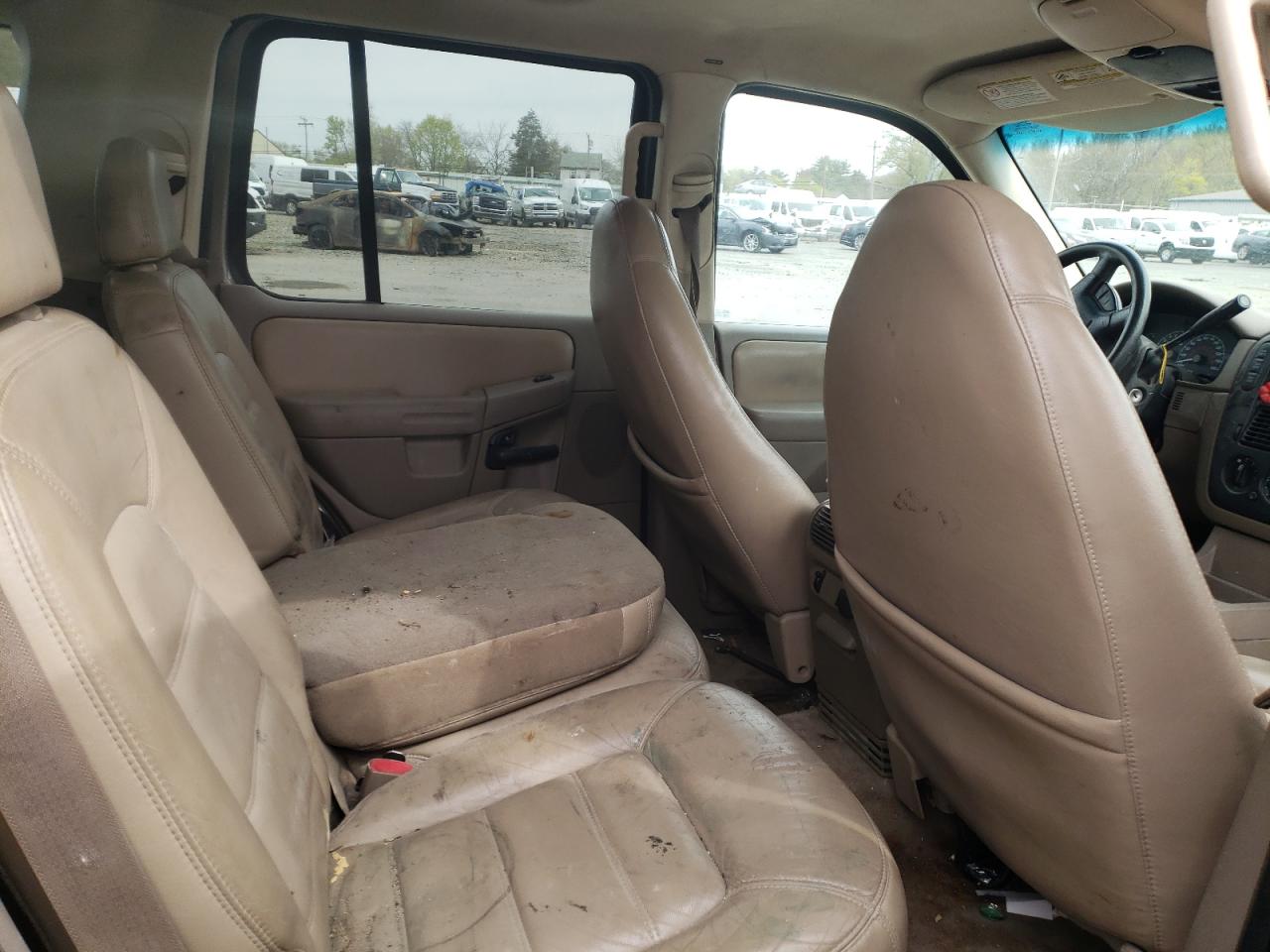 Photo 6 from auction – 2002 FORD EXPLORER X with VIN 1FMDU73EX2ZB48821