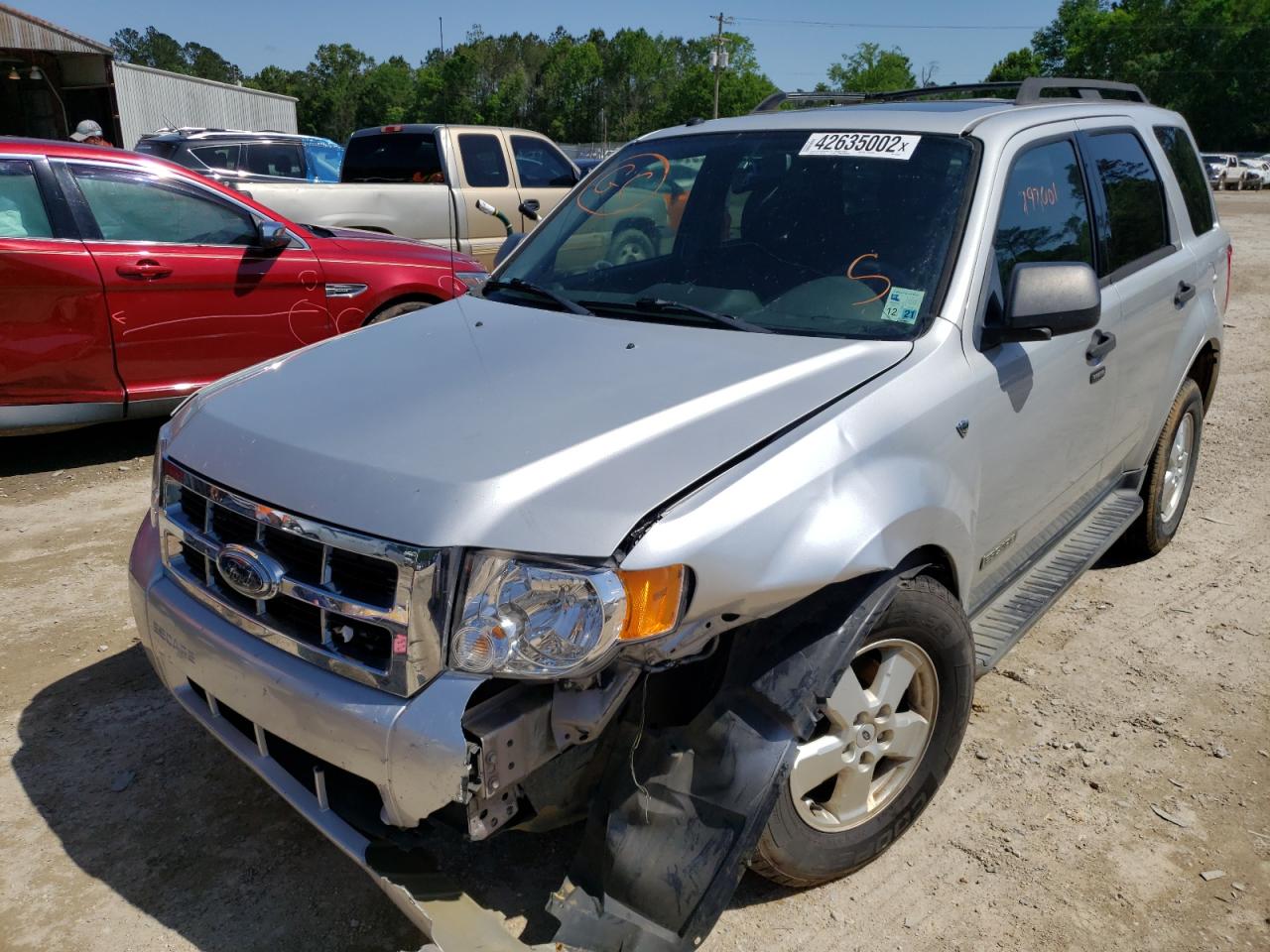 Photo 2 from auction – 2008 FORD ESCAPE XLT with VIN 1FMCU03138KE02824