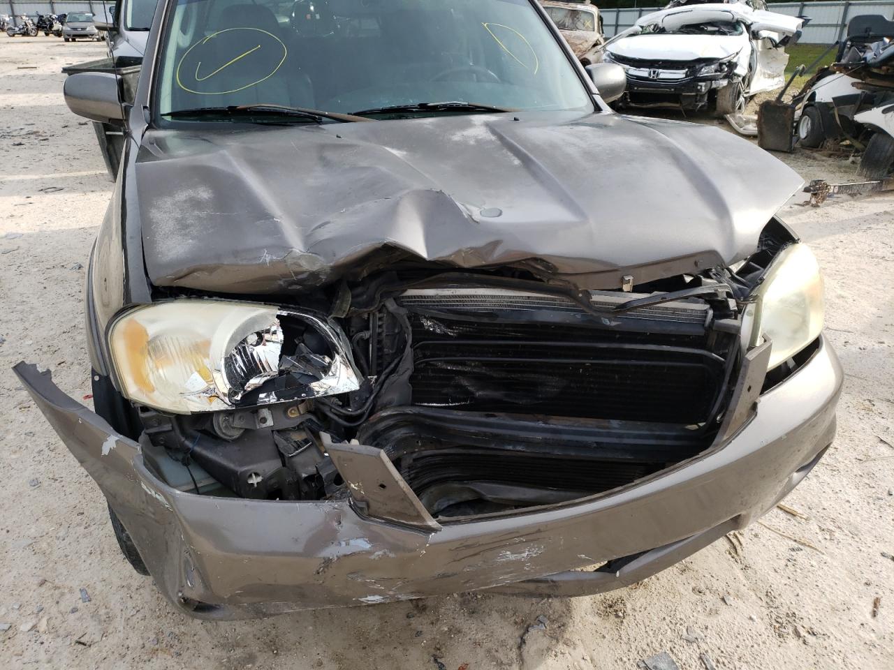 Photo 9 from auction – 2005 MAZDA TRIBUTE S with VIN 4F2CZ06175KM16321