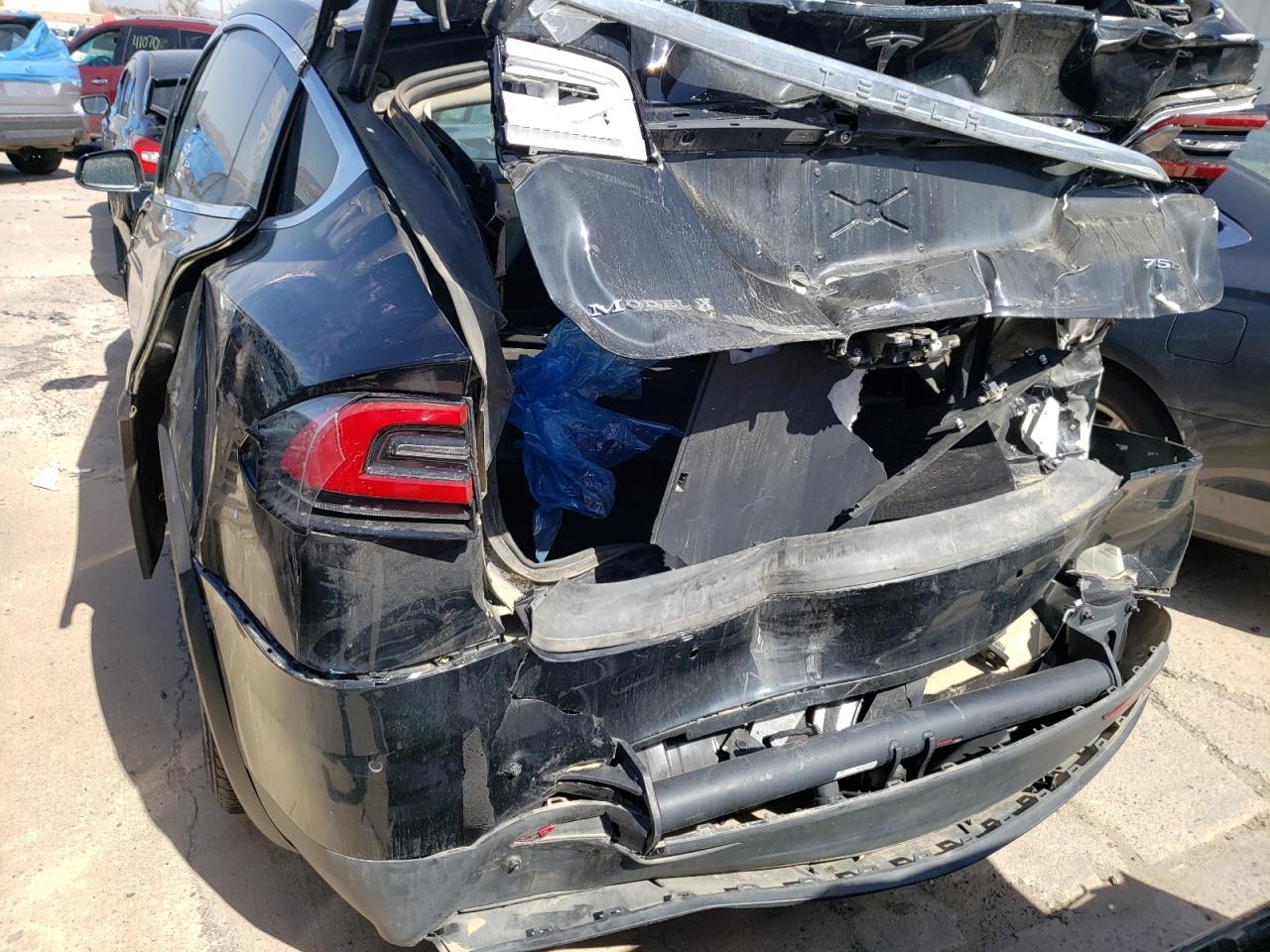 Photo 9 from auction – 2018 TESLA MODEL X with VIN 5YJXCDE28JF103273