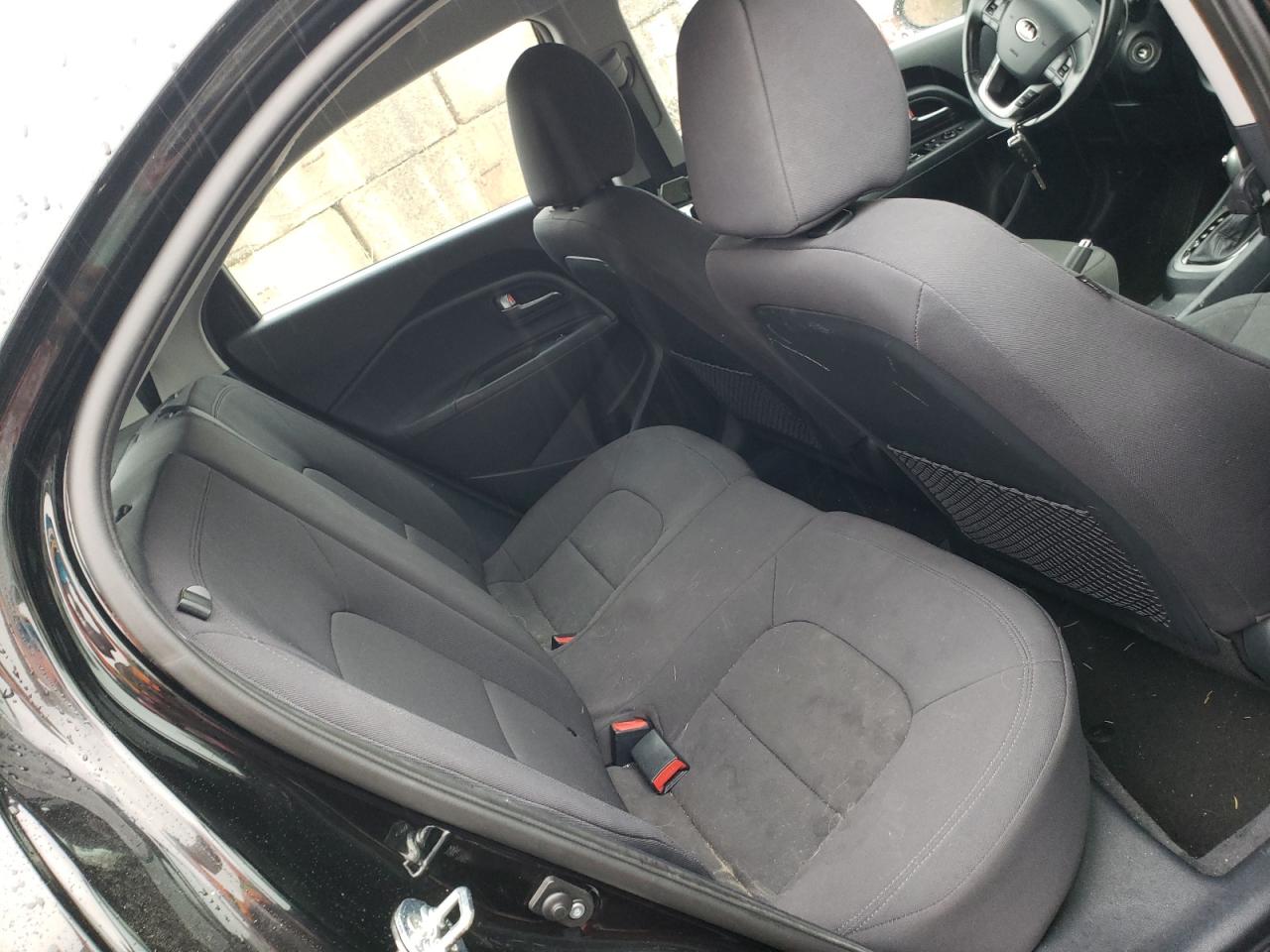 Photo 6 from auction – 2015 KIA RIO EX with VIN KNADN5A36F6428778