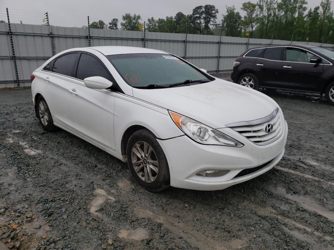 HYUNDAI SONATA GLS 2013 with VIN 5NPEB4AC0DH645353 - Photo from auction