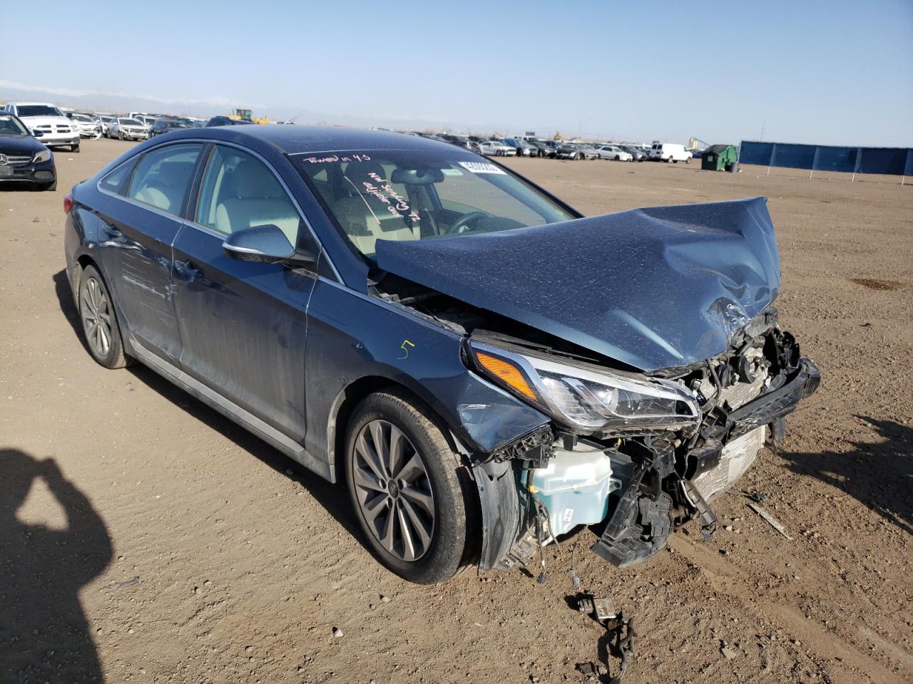 HYUNDAI SONATA 2016 with VIN 5NPE34AFXGH322553 - Photo from auction