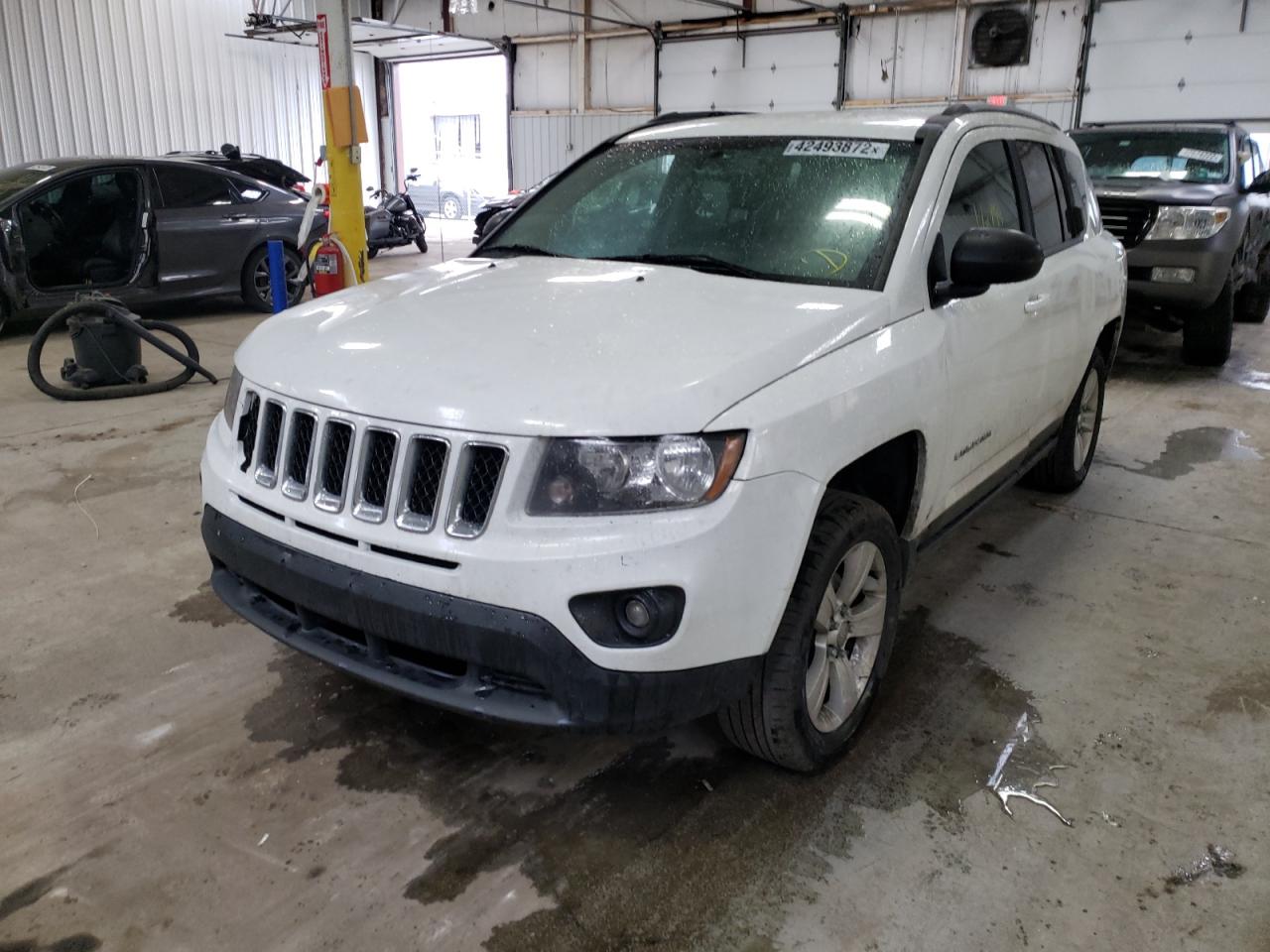 Photo 9 from auction – 2016 JEEP COMPASS SP with VIN 1C4NJCBAXGD810698