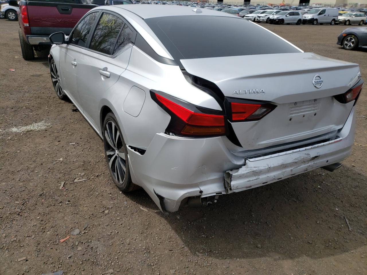Photo 3 from auction – 2020 NISSAN ALTIMA SR with VIN 1N4BL4CV5LC102031