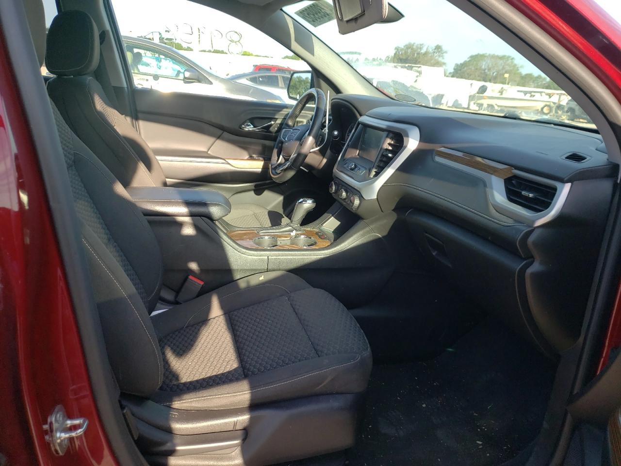 Photo 5 from auction – 2017 GMC ACADIA SLE with VIN 1GKKNKLA6HZ178694