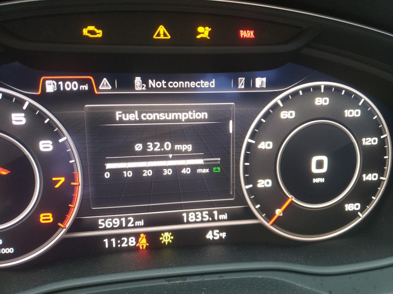 Photo 8 from auction – 2017 AUDI A4 PREMIUM with VIN WAUENAF43HN067226
