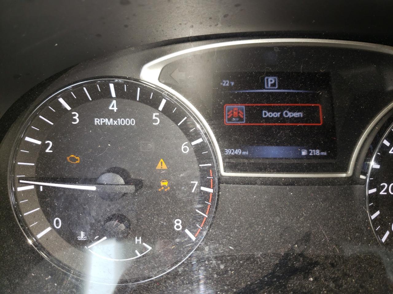 Photo 8 from auction – 2018 NISSAN PATHFINDER with VIN 5N1DR2MN1JC671245