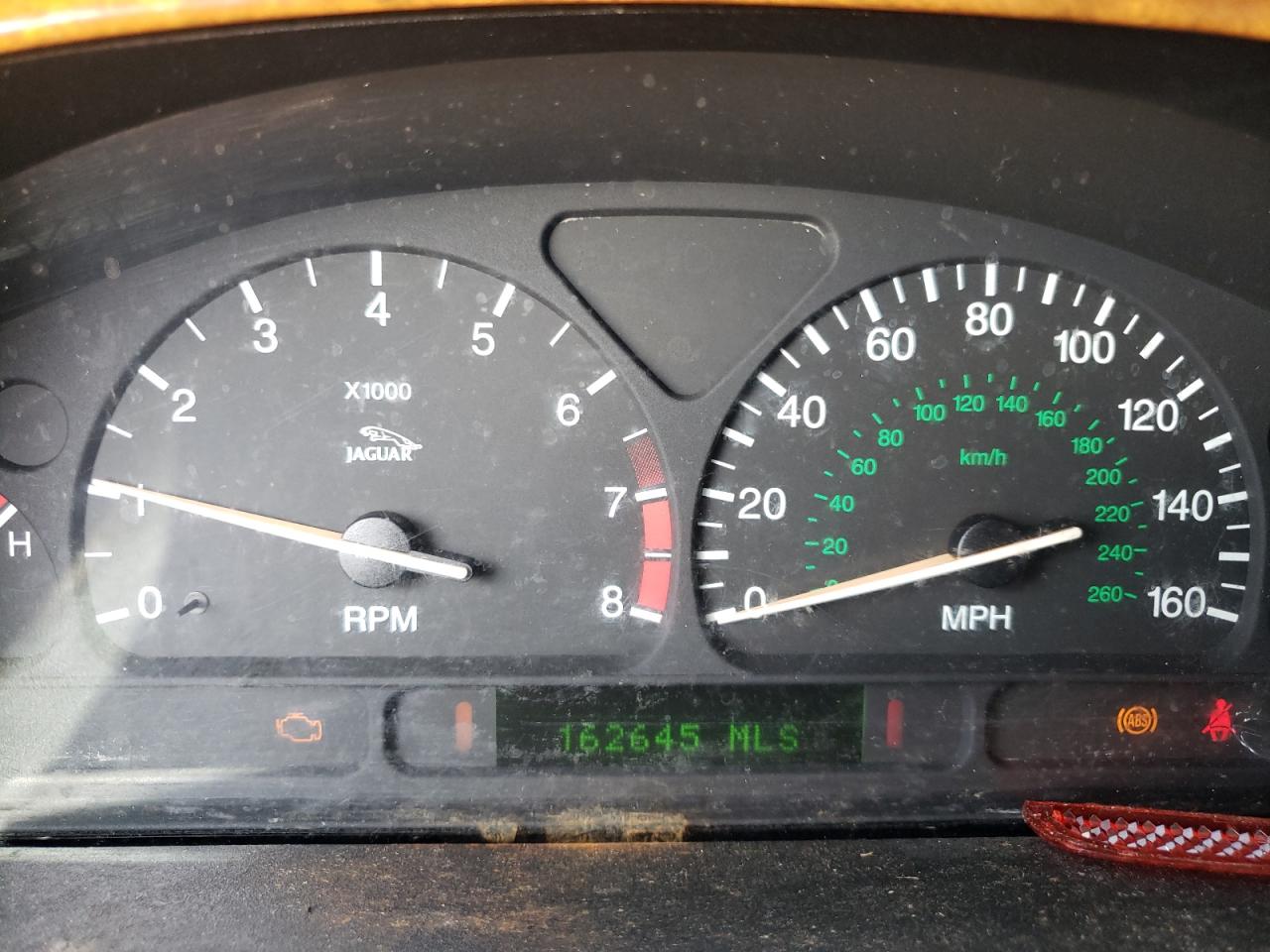 Photo 8 from auction – 2000 JAGUAR S-TYPE with VIN SAJDA01C8YFL37386