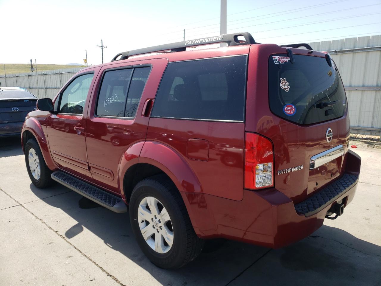 Photo 3 from auction – 2006 NISSAN PATHFINDER with VIN 5N1AR18W16C660303