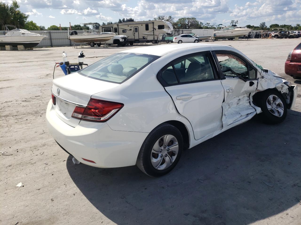 Photo 4 from auction – 2015 HONDA CIVIC LX with VIN 19XFB2F59FE279340