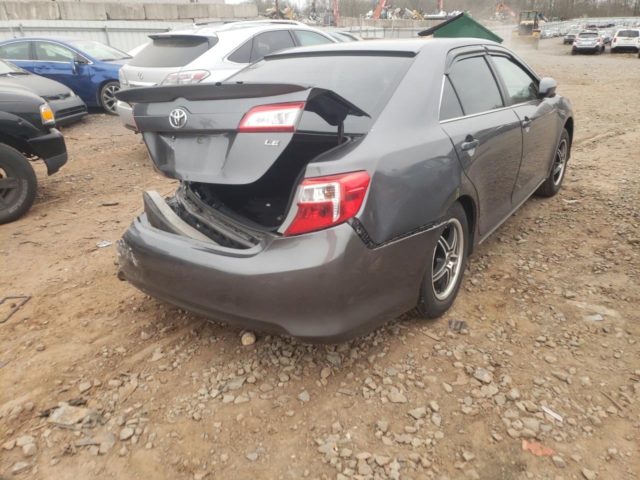 Photo 4 from auction – 2014 TOYOTA CAMRY L with VIN 4T4BF1FK9ER389826