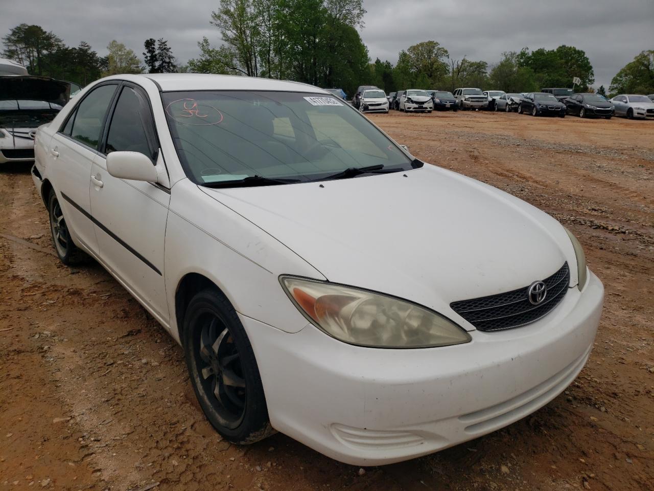 Photo 1 from auction – 2002 TOYOTA CAMRY LE with VIN JTDBE32K920114673