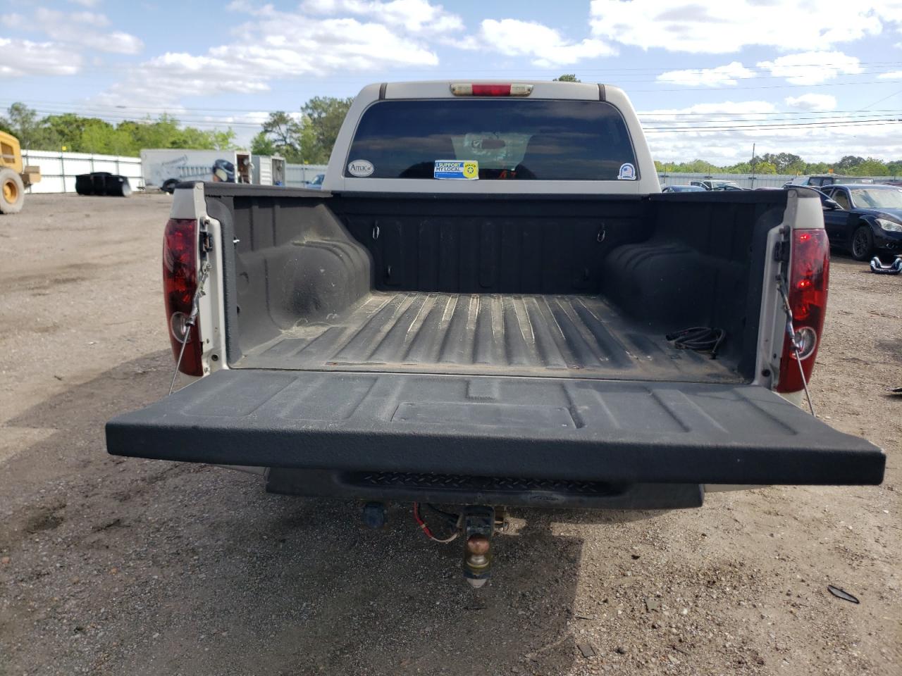 Photo 9 from auction – 2005 CHEVROLET COLORADO with VIN 1GCCS136458117103