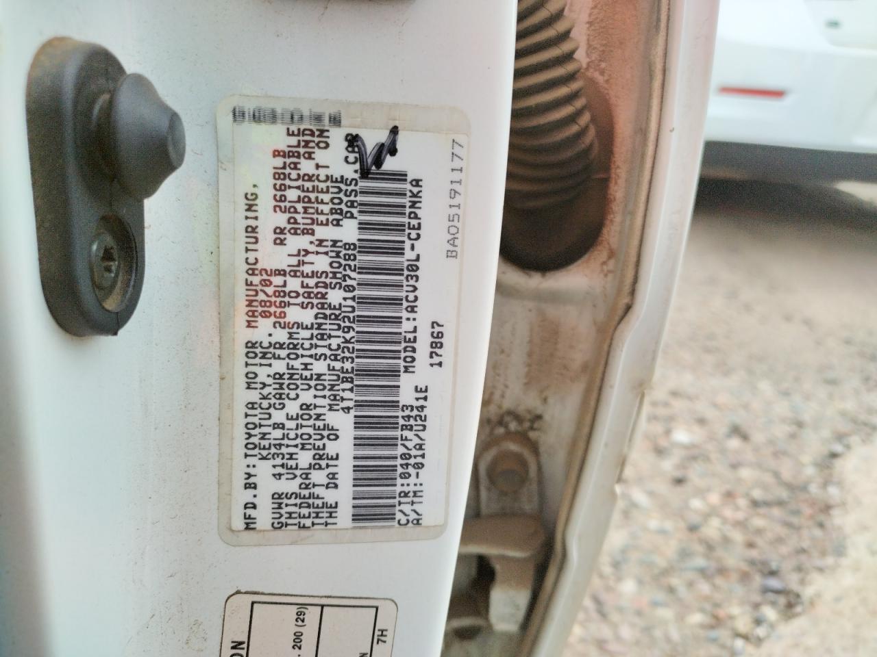 Photo 10 from auction – 2002 TOYOTA CAMRY LE with VIN 4T1BE32K92U107288