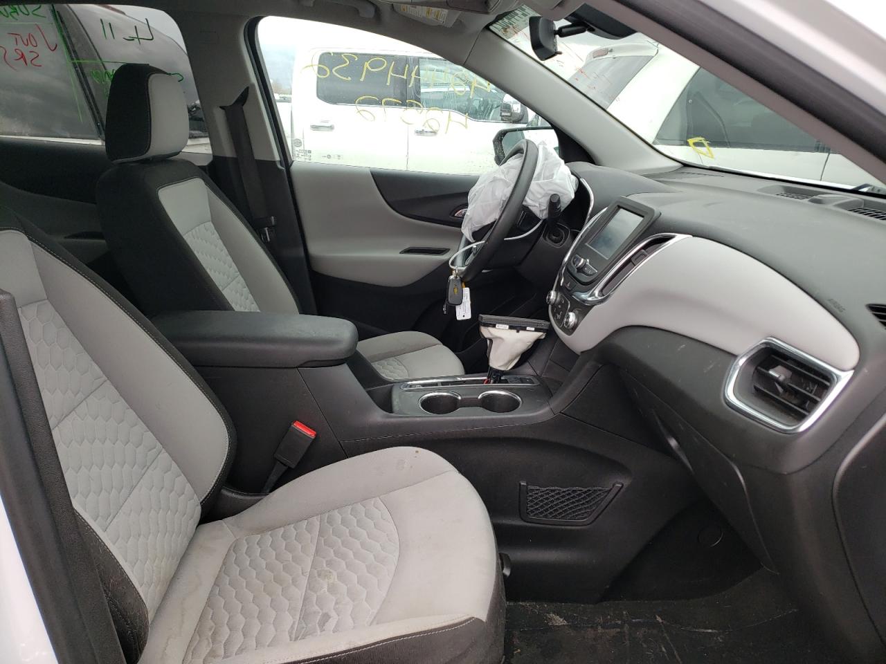 Photo 5 from auction – 2018 CHEVROLET EQUINOX LT with VIN 3GNAXSEV6JS591615