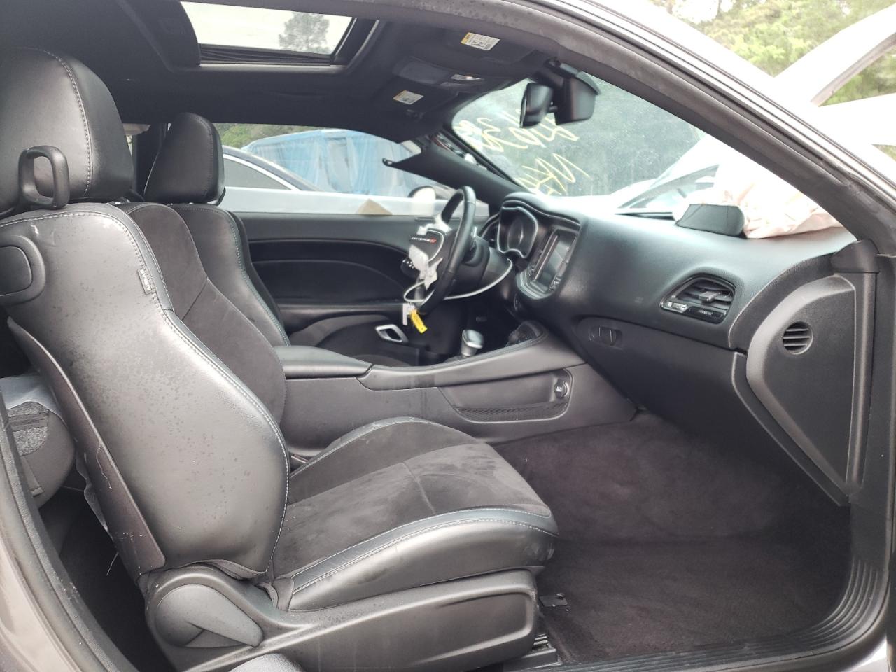 Photo 5 from auction – 2016 DODGE CHALLENGER with VIN 2C3CDZFJ0GH284567