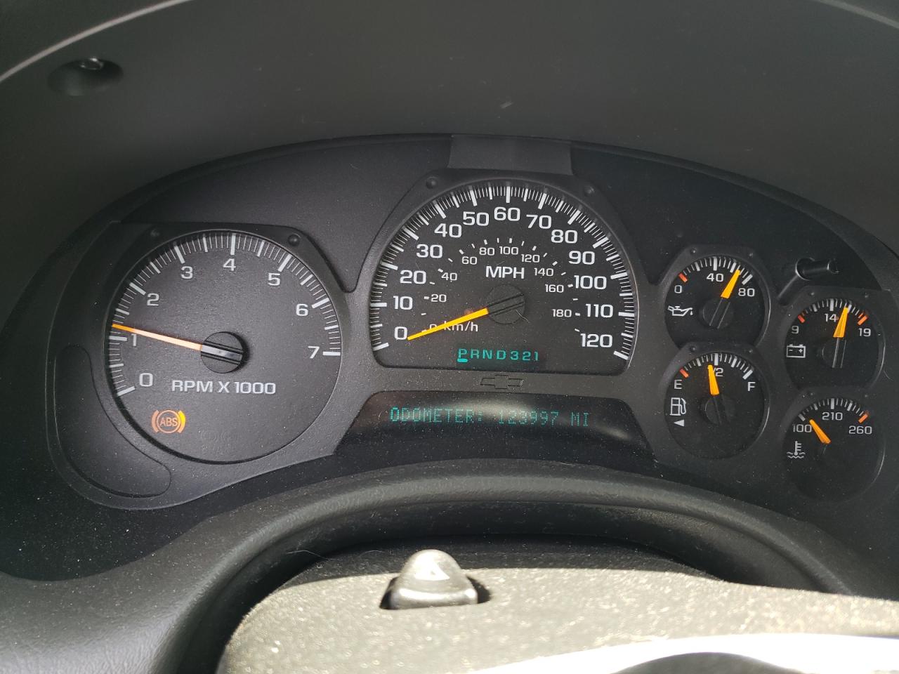 Photo 8 from auction – 2004 CHEVROLET TRAILBLAZE with VIN 1GNDT13S442362569
