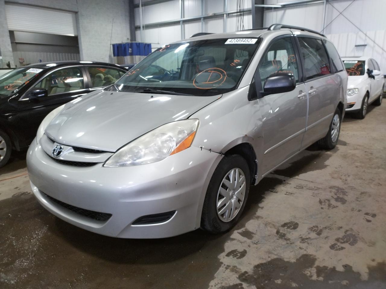 Photo 2 from auction – 2007 TOYOTA SIENNA CE with VIN 5TDZK23C97S093188