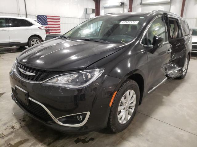 Photo 2 from auction – 2018 CHRYSLER PACIFICA T with VIN 2C4RC1EG5JR111547