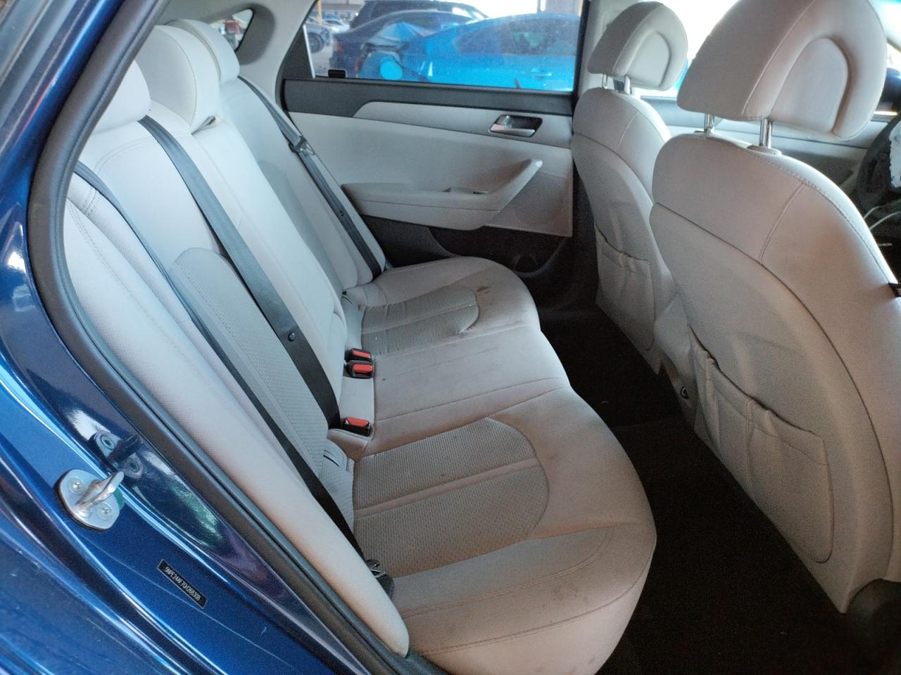 Photo 6 from auction – 2016 HYUNDAI SONATA SE with VIN 5NPE24AF7GH268308
