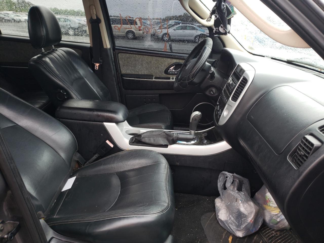 Photo 5 from auction – 2005 MERCURY MARINER with VIN 4M2CU57145DJ07916