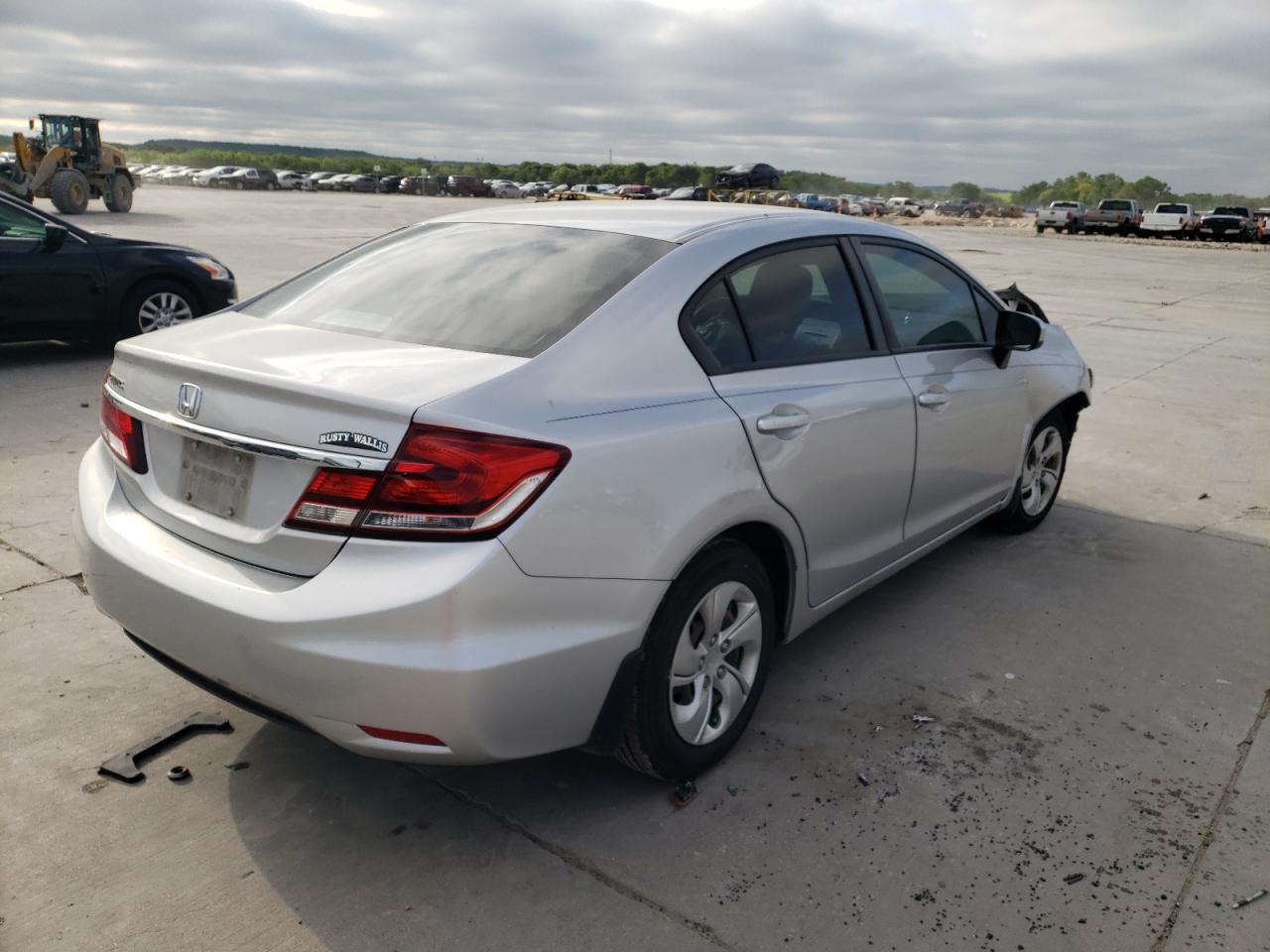 صورة رقم 4 من المزاد - 2014 HONDA CIVIC LX مع VIN 19XFB2F58EE076101